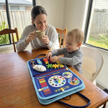 Explora™ BusyBoard: Tablero de actividades sensoriales y de motricidad fina